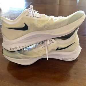 Size 12 Nike Vaporweave Zoom fly 3 Running Shoe